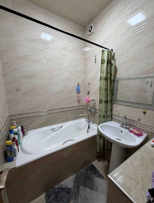 Юнусабад7 | 2в3/1/4 | Раздельный | не торец | парковка+огород