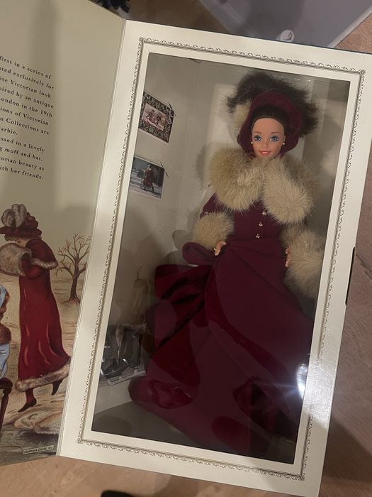 Барби 1994 года  Barbie Victorian Elegance