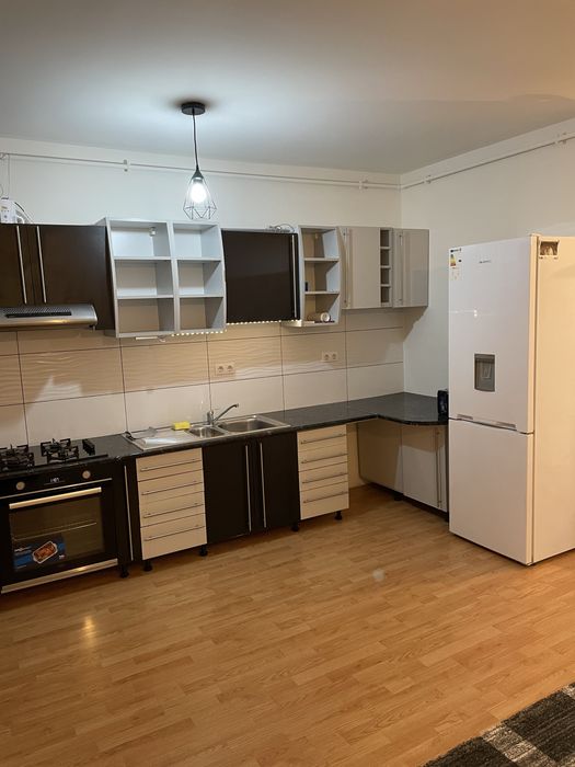 Proprietar Inchiriez apartament pe calea Baciului