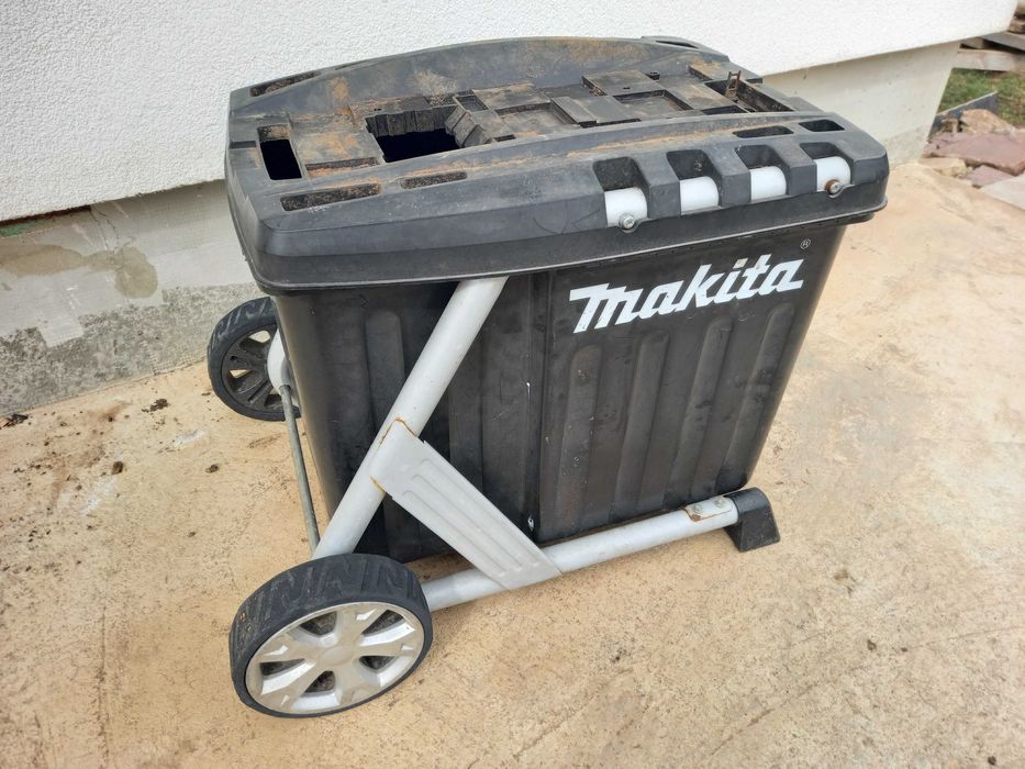 Дробилка за клони MAKITA UD2500 - за части