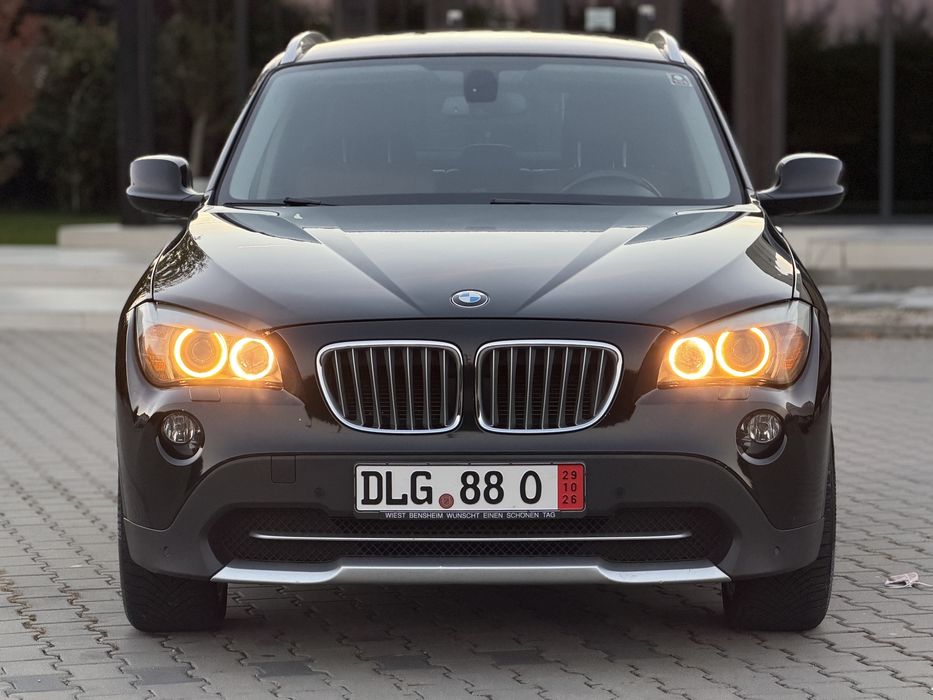 BMW X1 2011 — imagine 2