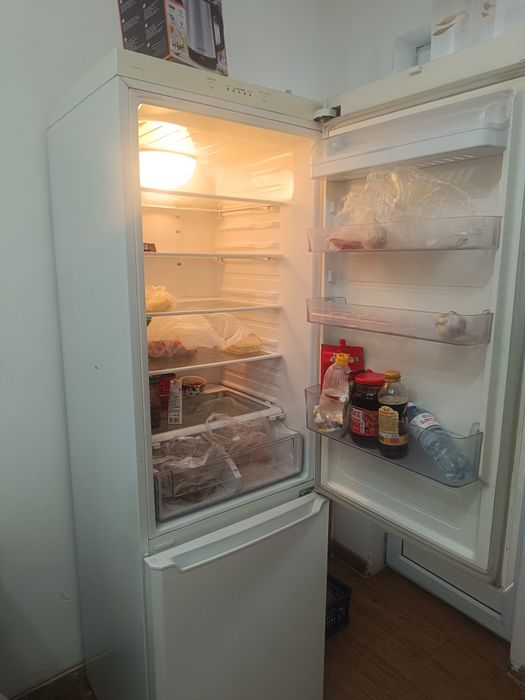 Продам холодильник Самсунг