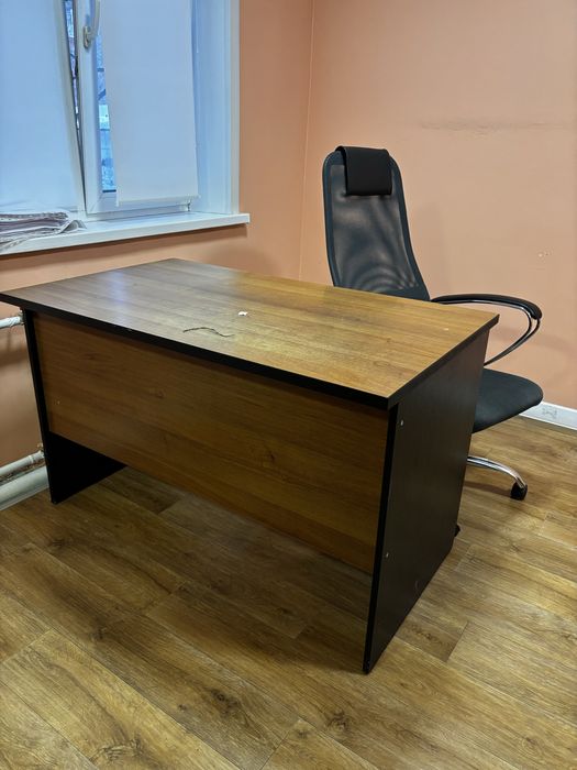 Продается офисная мебель