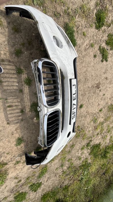 Bara fata completa cum este in poze bmw X5 F15  piese dezmembrari