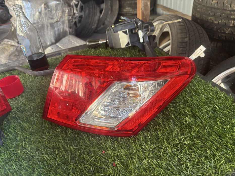 Фонарь задний левый es 350 lexus