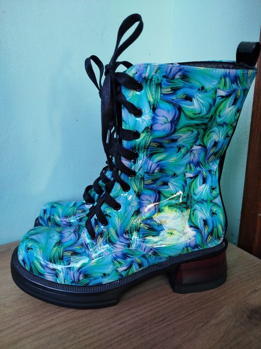 Уникални боти 40 номер