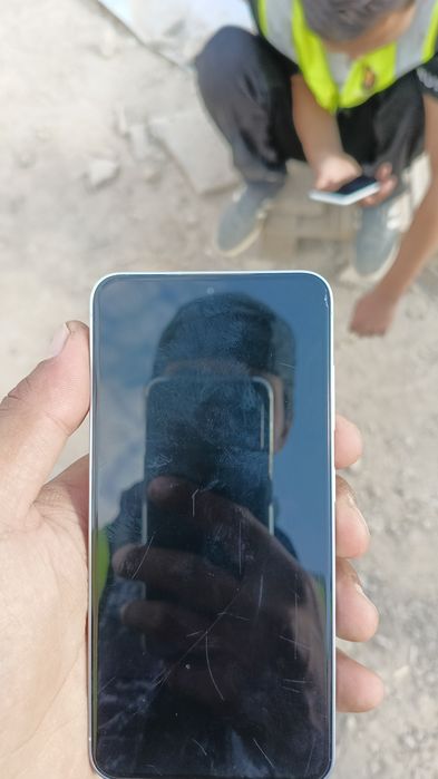 Продам Samsung S-25 128gb