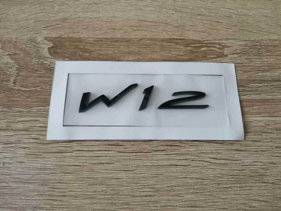 чисто черна емблема W12 за Bentley