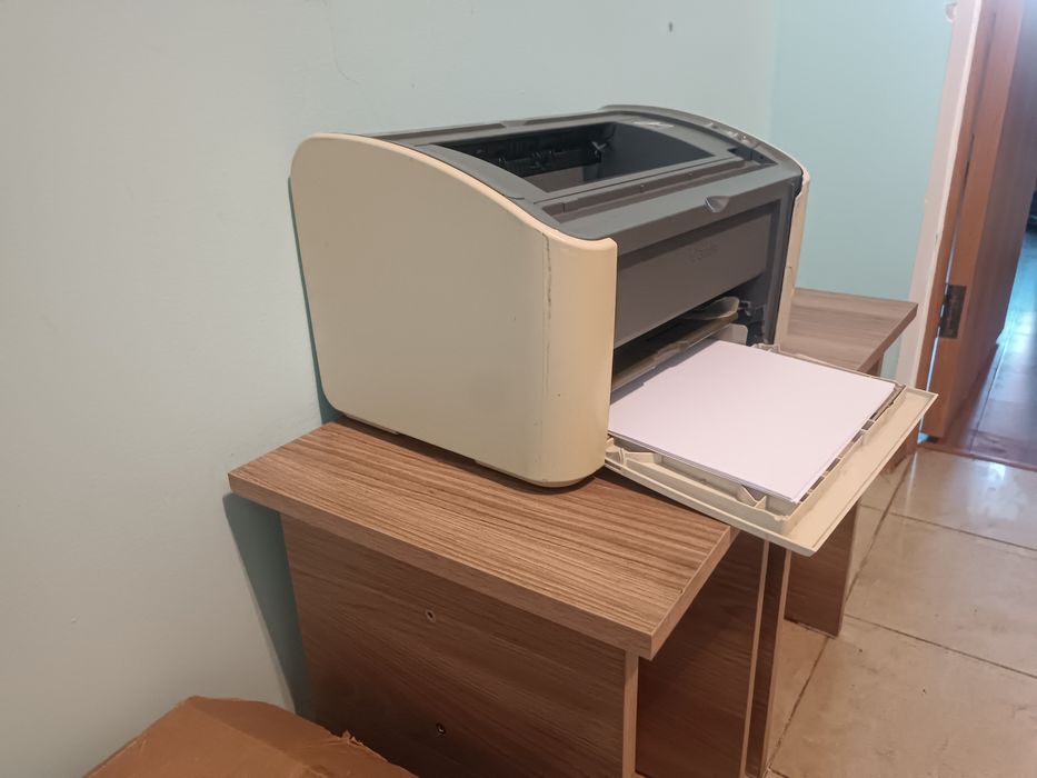 Продам принтер Canon 2900
