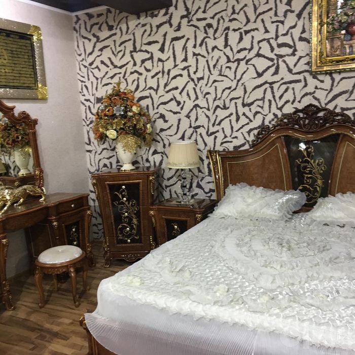 Мебель сотилади б/у холати жудаям зур