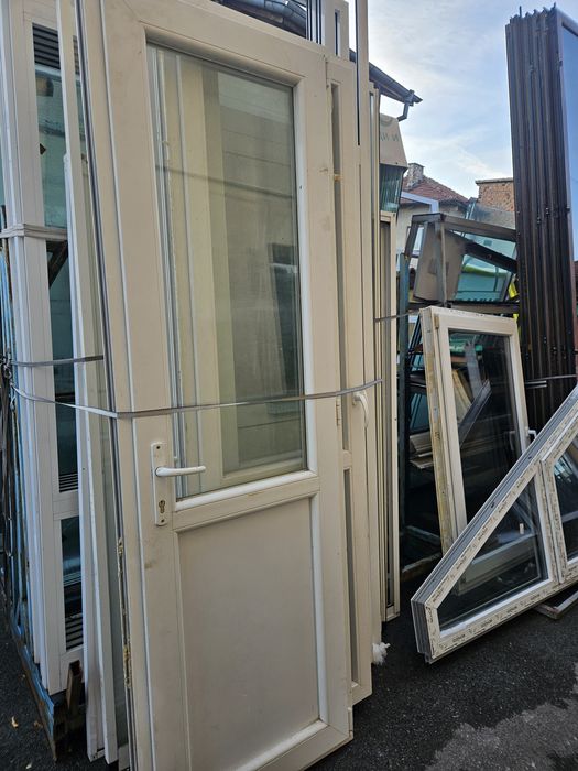 Пвц врата Алупласт входна