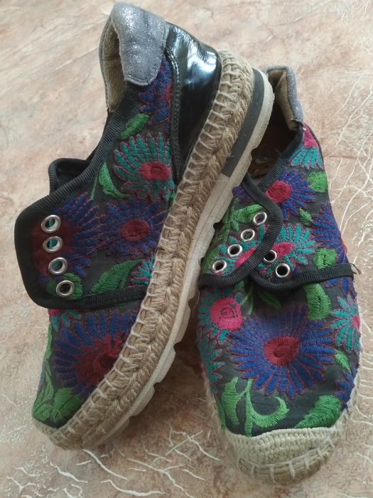 Продам дет.обувь не дорого