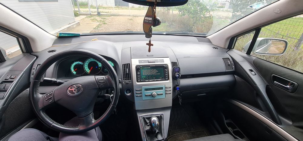 Toyota corolla verso, 2.2, 177cp, 7 locuri