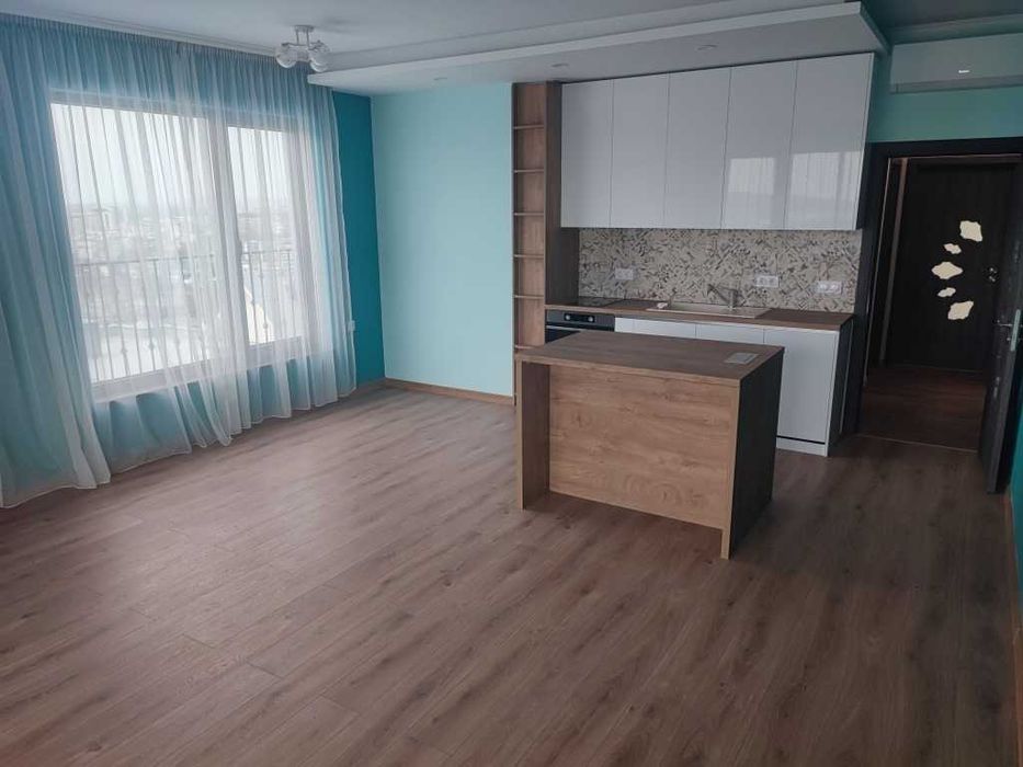 Дава се под наем Тристаен апартамент в Варна, Победа - 100 кв.м за 650 € - Снимка #3