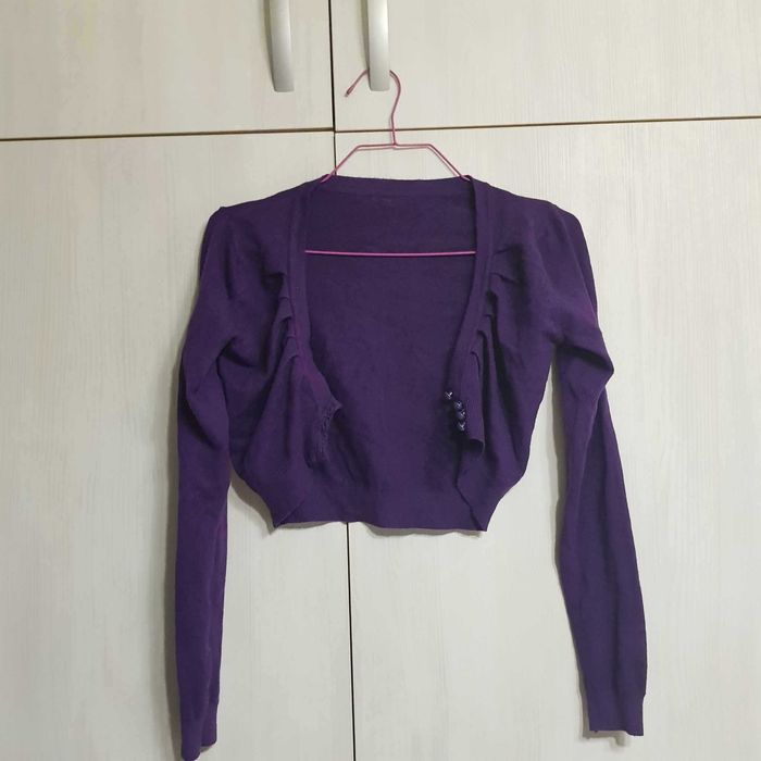 Различни цветове ръкави