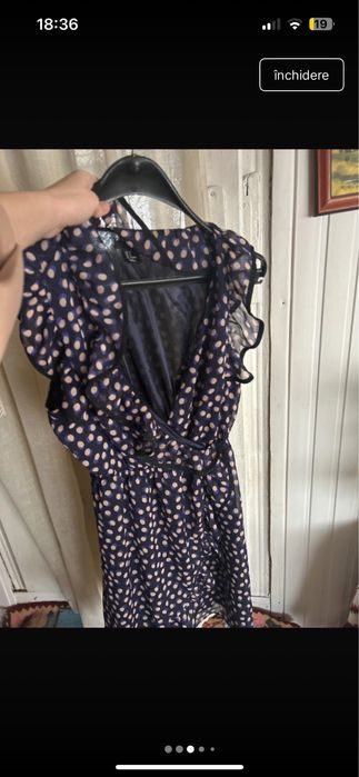 rochie H&M cu imprimeu cu buline bleumarin