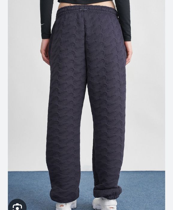 Нови долнилнища Nike Размер хс-с