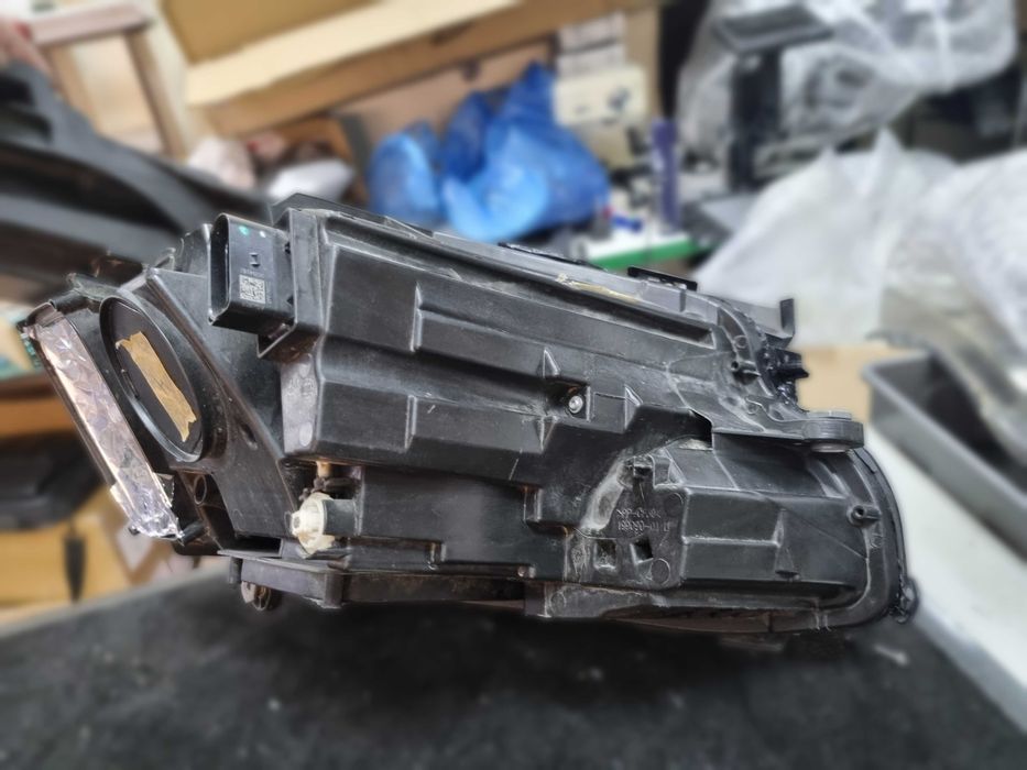 Ляв фар за Mercedes E W213 Multibeam lqv far мерцедес 213 мултибиим