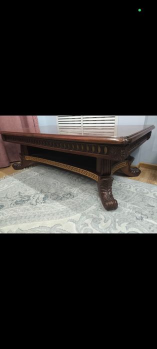 Продам деревянный стол