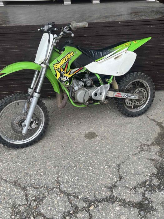 Kawasaki KX65 двутактов водно