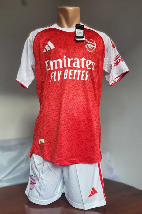 Футболни екипи - Liverpool, Real Madrid, Barca, Arsenal, Man City