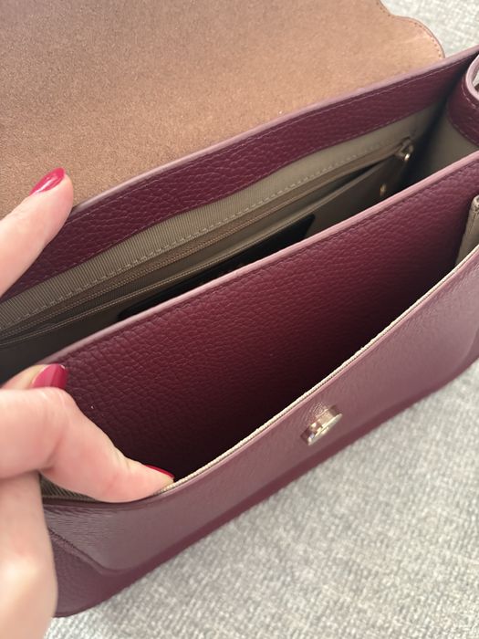 Червена чанта Furla