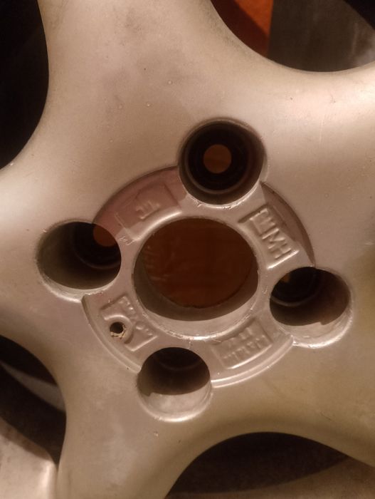 Джанта . 4х100 опел 15 цола astra corsa meriva vektra