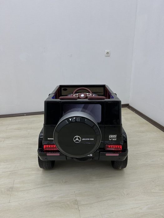 Детский электромобиль Гелик полный привод пульт управления и педаль