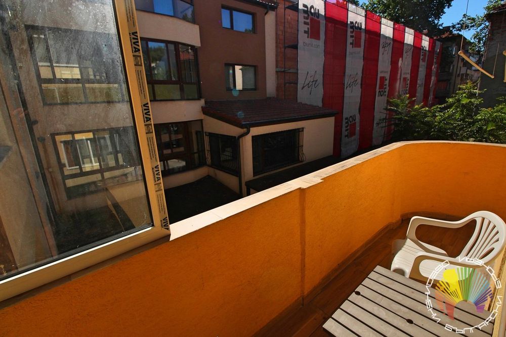 Дава се под наем Тристаен апартамент в Бургас, Център - 90 кв.м за 510 € - Снимка #9