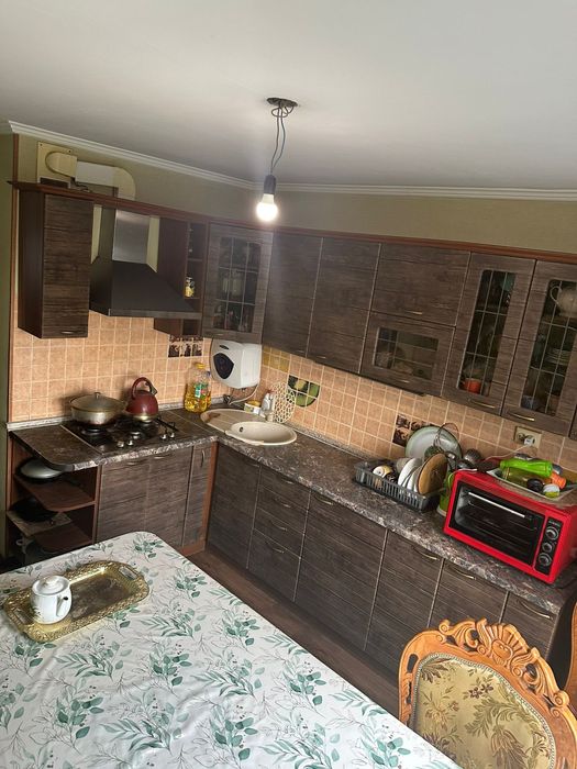 Продаю  квартиру в Талгаре автобаза