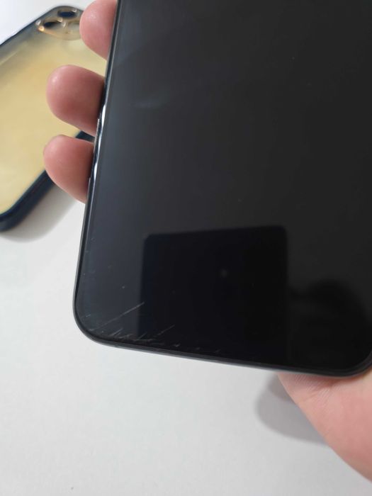IPhone 11 Pro Max 80% акб