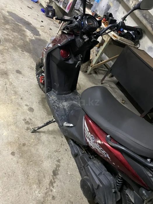 Мопед 21 год срочно продам