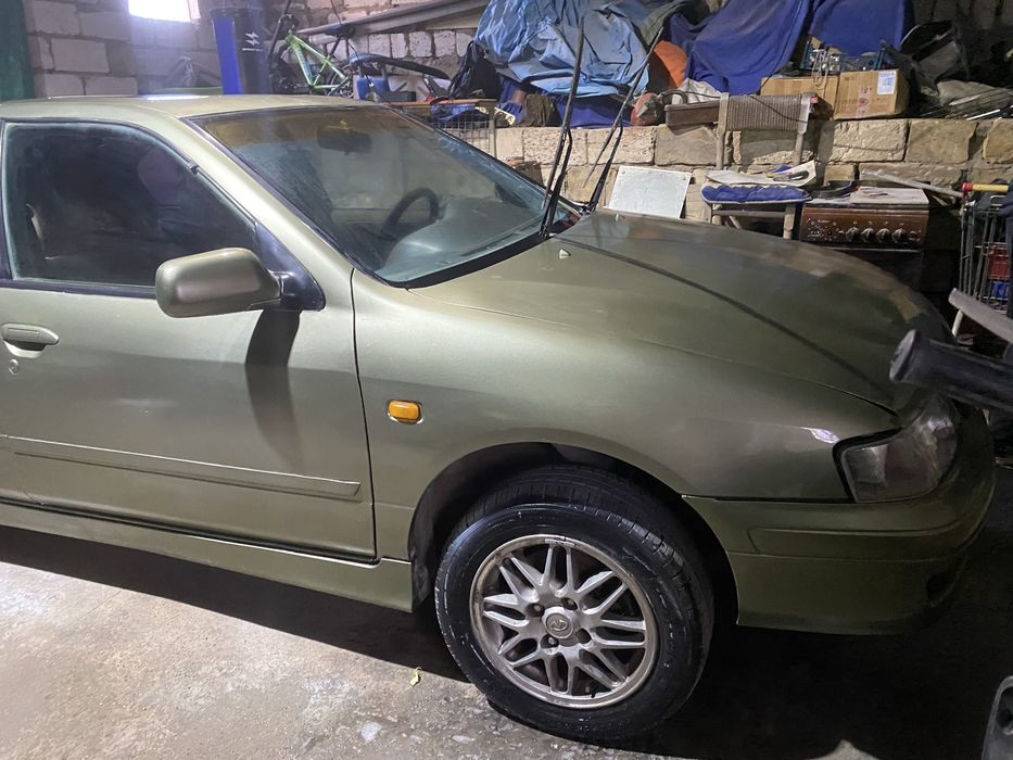 Продам ниссан примера п11