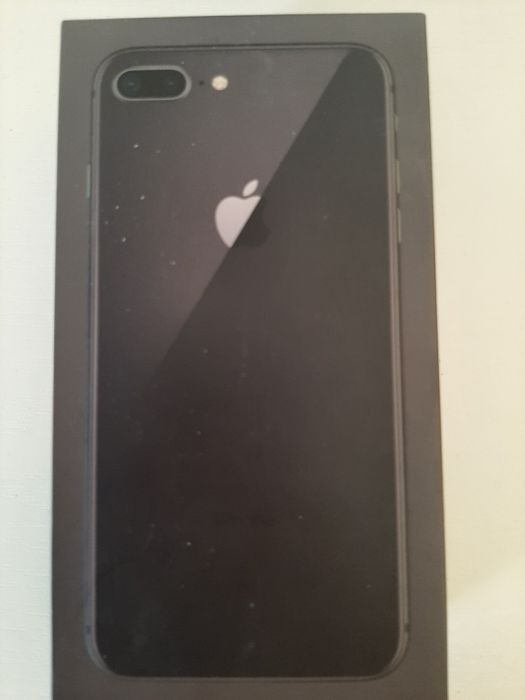 iPhone 8 Plus Отличное состояние