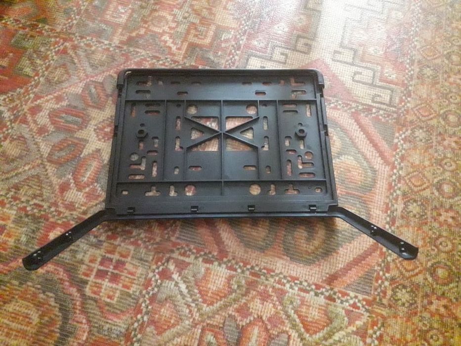 Рамка автомобильного номера