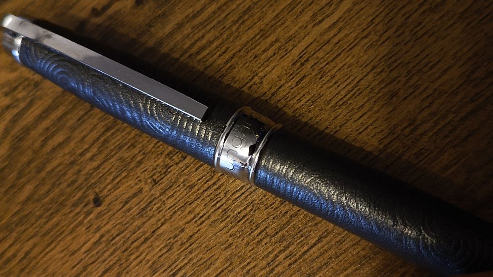 Stilou cu rezerva Ungaro