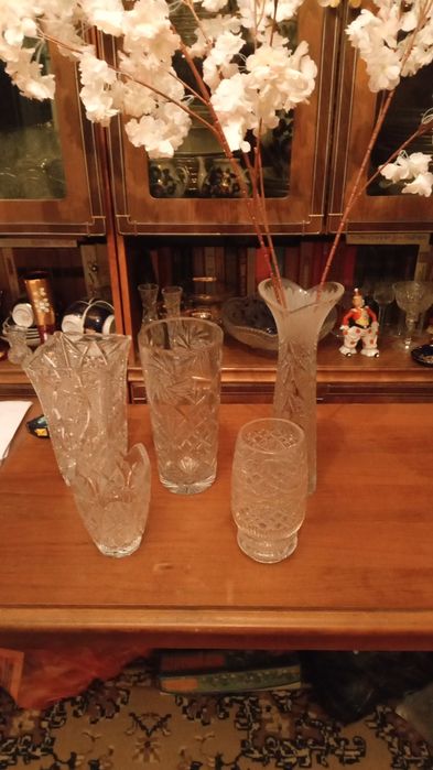 Продам вазы хрустальные