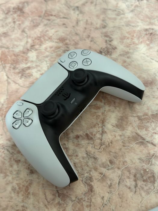 PlayStation 5. Модель CFI-1200A