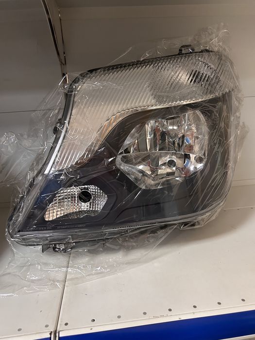 Фары Mersedes Sprinter рестайлинг