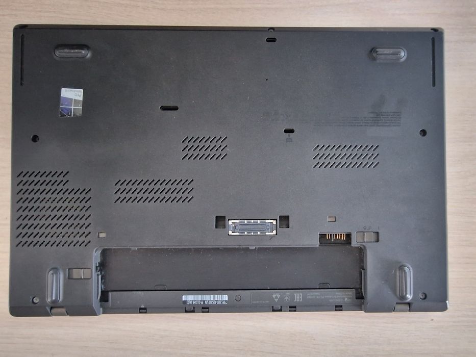 Dezmembrez Lenovo ThinkPad T440