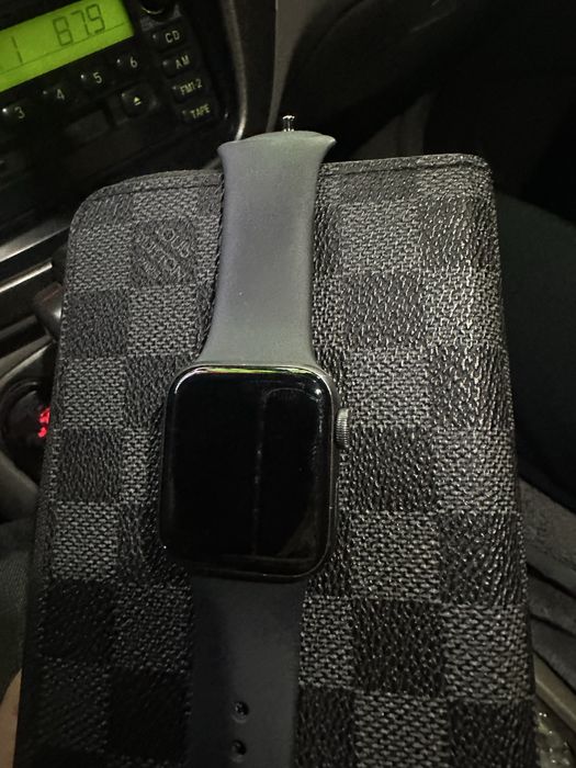 Iphone 14 pro max + watch