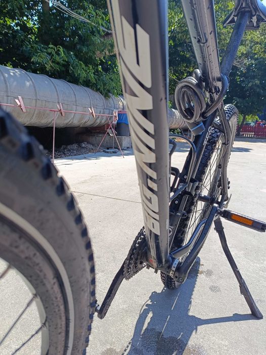Se vinde bicicletă MERIDA BIG NINE.