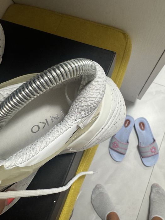 Дамски обувки Pinko