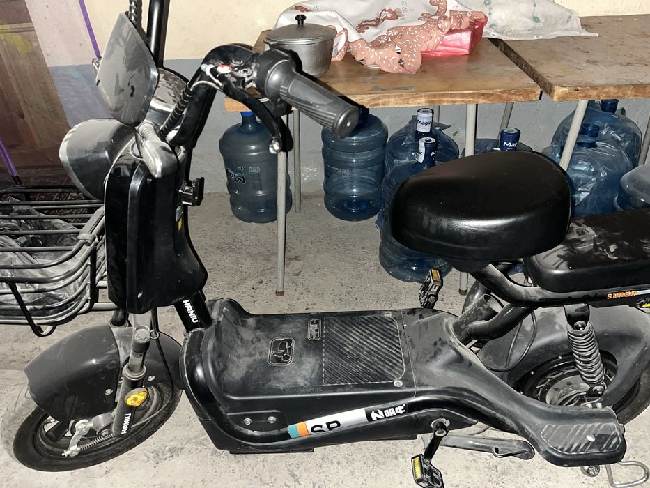 Srochna sotilad skiter elektor pedali bor