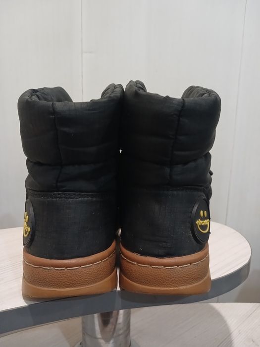 Продам демисезонную обувь для девочек