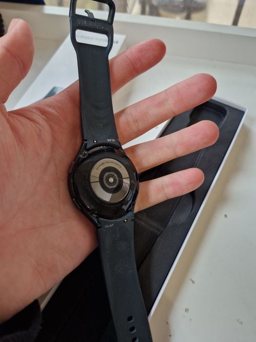 Samsung galaxy watch4