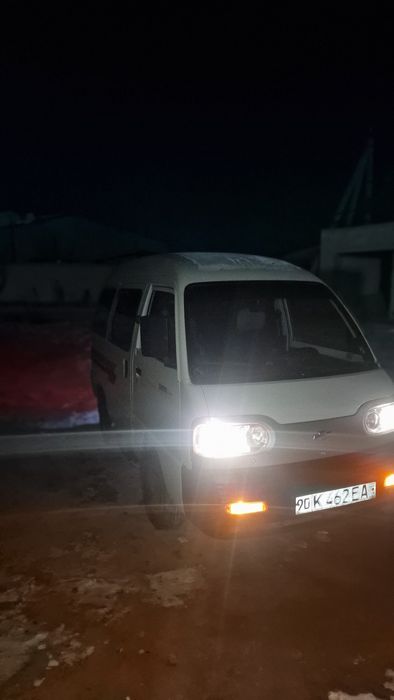 Damas 2012 yil kombiy qilingan 5 o'rindiqli