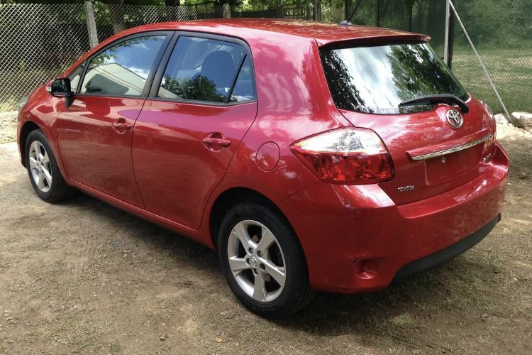 Тойота аурис/ Toyota auris 1.33 vvti 99кс 10-12г