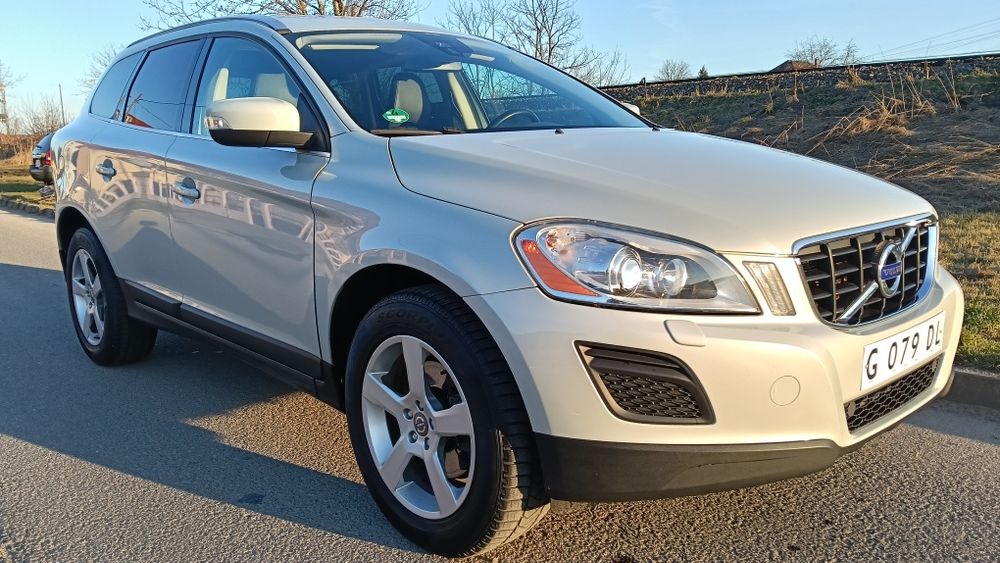 Volvo XC60 5 cilindri 2 litri diesel