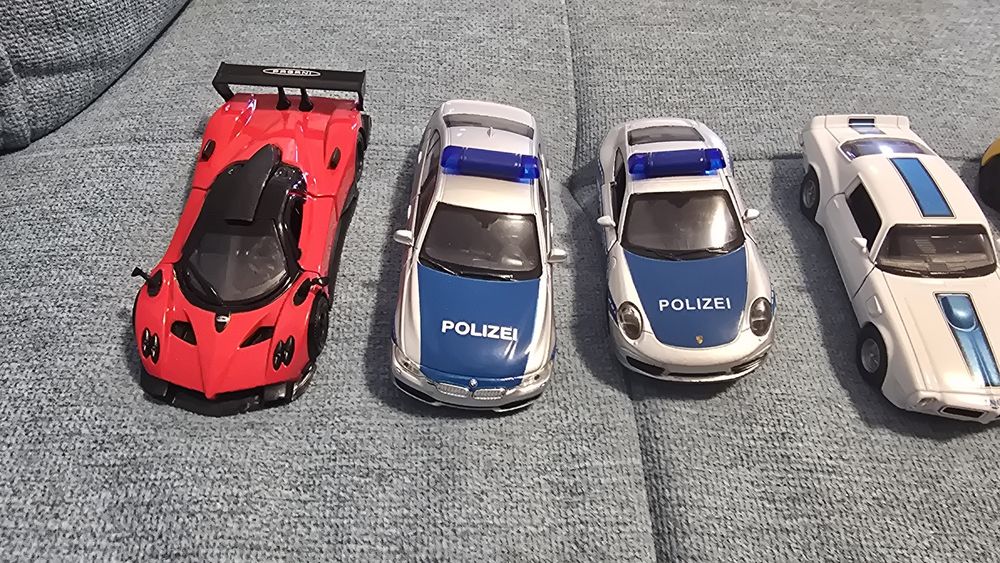 Метални колички за колекционери в перфектно състояние